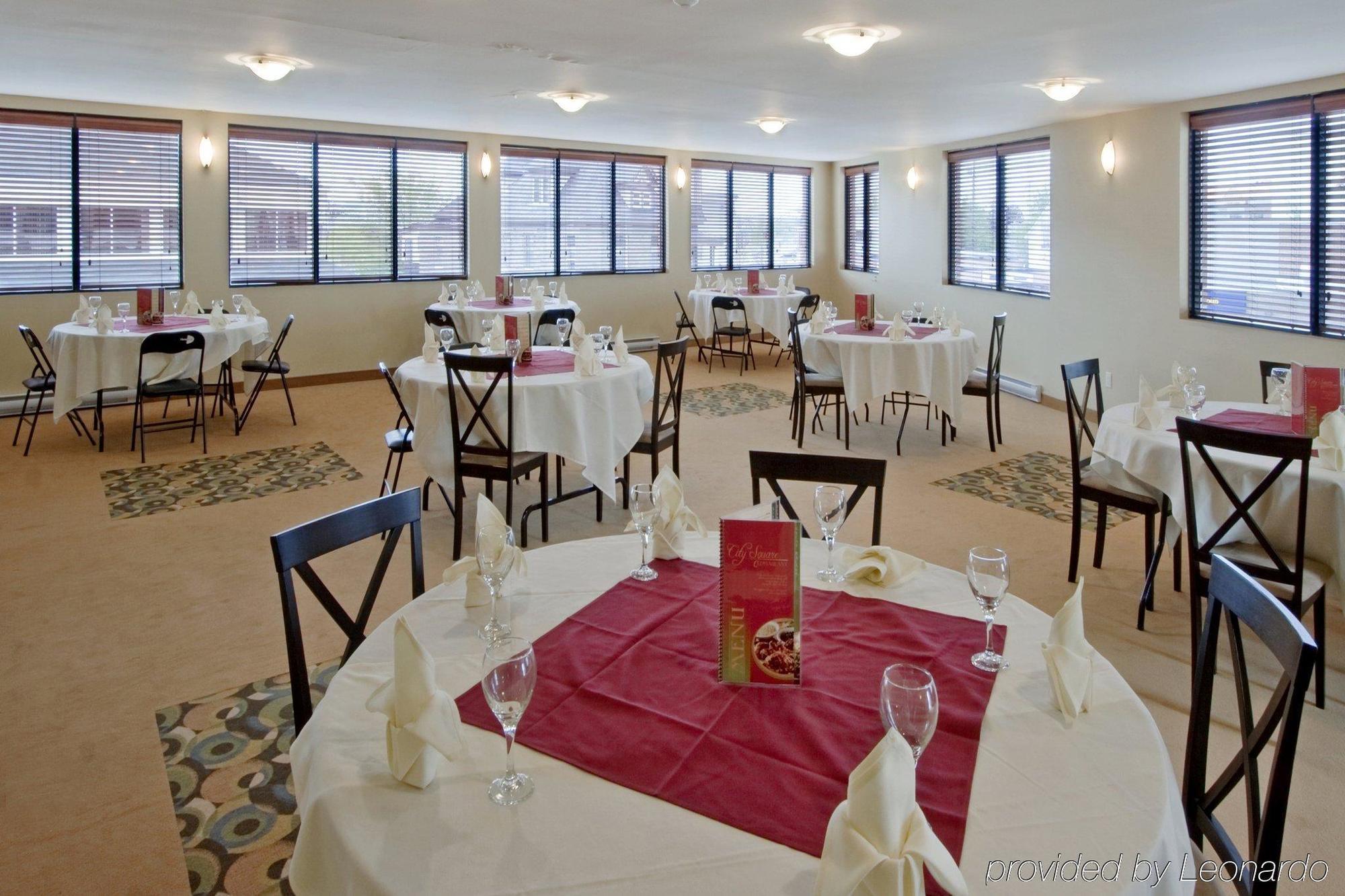 Econo Lodge Мирамичи Екстериор снимка