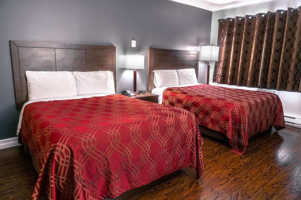 Econo Lodge Мирамичи Екстериор снимка